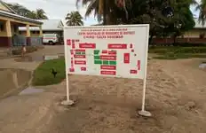 A l'entrée du Centre Hospitalier de Référence de District de Vohémar.  1043340370 1043340370