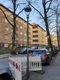 Glatter Stahlmast mit Aufsatzleuchte BAMAG U7