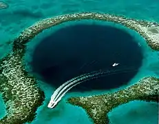 Great Blue Hole Great Blue Hole — редкий случай подводной дыры (отмеченной тегом natural=cave_entrance)