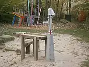 Kindergerechter Umbau auf dem Gelände eines Spielplatzes (playground=water).