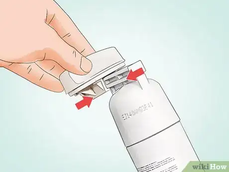 Image titled Change a Water Filter in a Kenmore Refrigerator Step 9