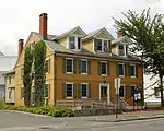 84 Elm Street, Northampton, MA.  Built c.&nbsp;1750.  Georgian style.