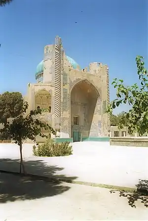 Ruins of the Green Mosque (Dari: مَسجدِ سَبز, romanized:&nbsp;Masjid-i Sabz) Pashto شین جومات romanized: |sheen Jumat}} [citation needed] named for its green-tiled Gonbad (Dari: گُنبَد, dome), in July 2001
