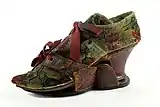 Venetian woman shoe