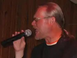 Patejdl performing in 2007
