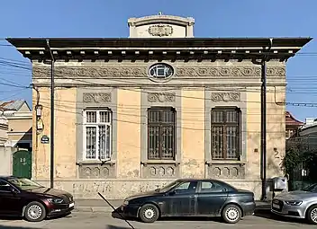 Projects from the Belle Époque built during the interwar period, delayed because of WW1 - Strada Popa Rusu no. 20, Bucharest, 1925, unknown architect