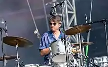 Skinner performing with the Smile in August 2022