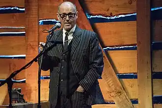 Andy Fairweather Low (17067293038).jpg