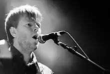 Tim Kingsbury performing in July 2007.