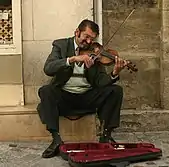 Classical fiddler in Arles, France