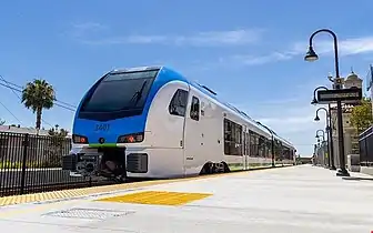 Metrolink ARROW at Redlands–University station, 2022.
