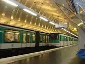 MF 67 and MF 2000 rolling stock at Avron