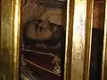Image of the urn where his remains are preserved