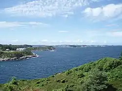 Bekkjarviksundet, between Selbjørn and Huftarøy.