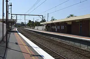 View from blackburn platform 3 facing towards platforms 1 and 2