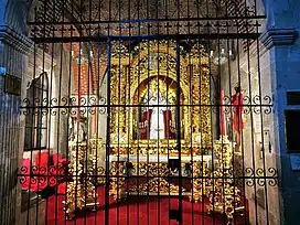 Side chapel