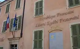 The front of the town hall of Carcès