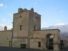 Fortified building
