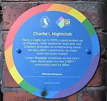 Plaque 2 on Queen's Court, Briggate