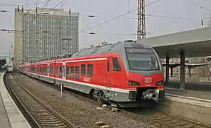 …&nbsp;Stadler Flirt&nbsp;3 with a crash-optimized headshape