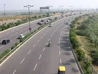 A typical expressway in India