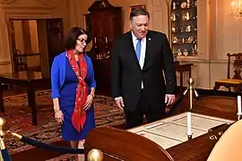 Director Craighill escorts Secretary Pompeo around the Diplomatic Reception Rooms