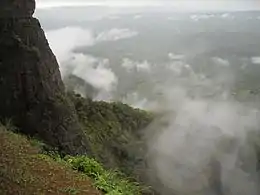 Image from Dukes nose Pali side