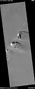 Streamlined forms in the Grjota Valles, as seen by HiRISE under HiWish program