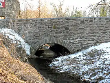 The 12.5-foot (3.8&nbsp;m) "Bridge in East Fallowfield Township" .mw-parser-output .geo-default,.mw-parser-output .geo-dms,.mw-parser-output .geo-dec{display:inline}.mw-parser-output .geo-nondefault,.mw-parser-output .geo-multi-punct{display:none}.mw-parser-output .longitude,.mw-parser-output .latitude{white-space:nowrap}39°56′47″N 75°46′40″W﻿ / ﻿39.94639°N 75.77778°W﻿ / 39.94639; -75.77778