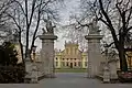 The main palace gate