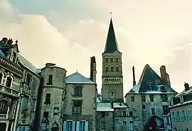 Sainte-Croix-Notre-Dame in La Charité-sur-Loire