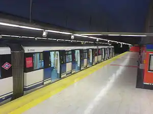 Platforms at La Peseta station