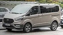 Ford Tourneo Custom  (2012–present)