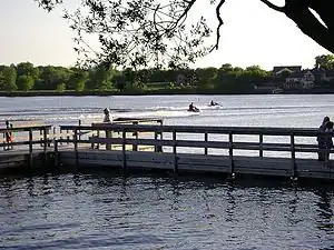 Fountain Lake in Edgewater Park