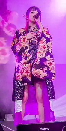 Mizuhashi Mai performing at the J-Pop Summit in 2016