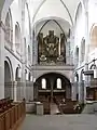 Nave, sight to the Chorus