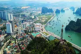 Downtown Hạ Long