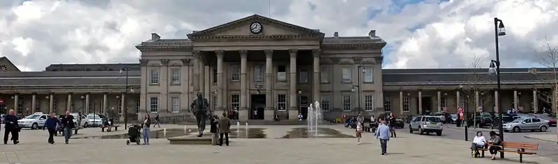 Huddersfield railway station