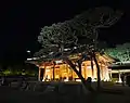 Unhangak at night