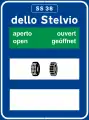 Information about road condition of passes: road open and advised snow chains