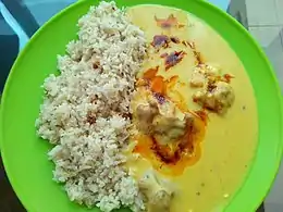 yoghurt and gram flour curry