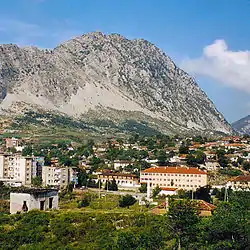 The city of Leskovik and the Melesini Mountain