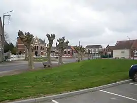 The main square in Mœuvres