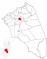 Mount Holly Township highlighted in Burlington County. Inset map: Burlington County highlighted in New Jersey.