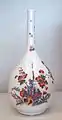 Vase, c. 1730, in Indianische Blume ("Indian flowers") imitating the Kakiemon style of Arita porcelain, Japan.