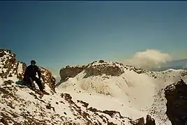 Around the Knees (5,000&nbsp;m (3.1&nbsp;mi)) of Iztaccíhuatl