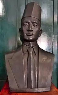 Patung dada Sugondo Djojopuspito