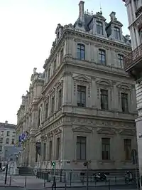 Palais de la Bourse, details of the south-east pavilion