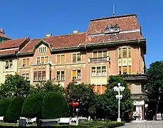 Hilt–Vogel Palace