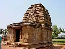 Sukanasa with Shiva Nataraja and small gavaksha motifs, Jambulingeshwara Temple, Pattadakal, 7th-8th century.